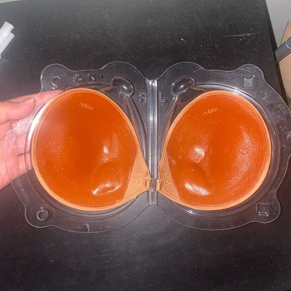 Sticky bra - Picture 4 of 4